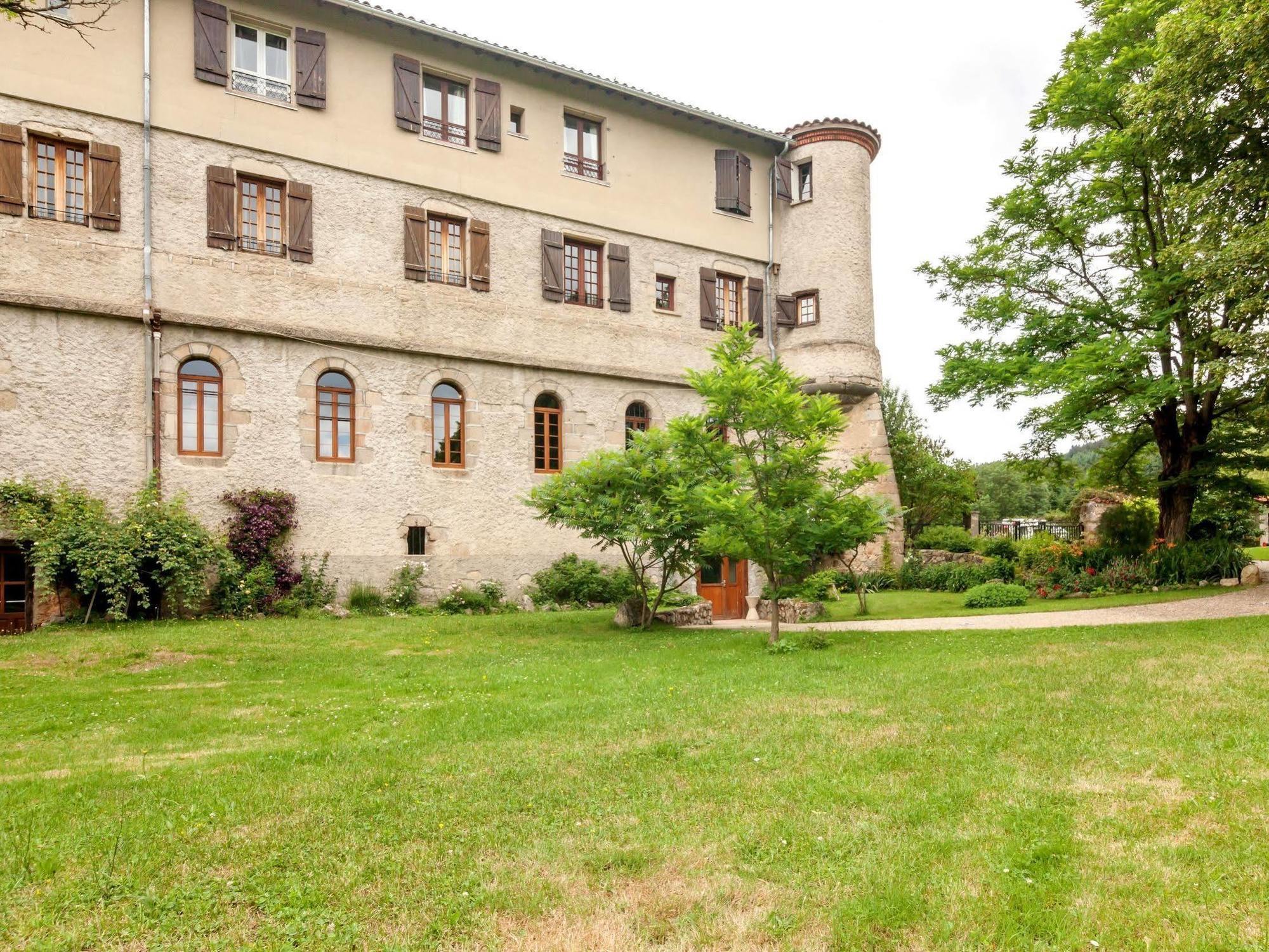 Hotel Domaine Le Prieure Chaumont-le-Bourg